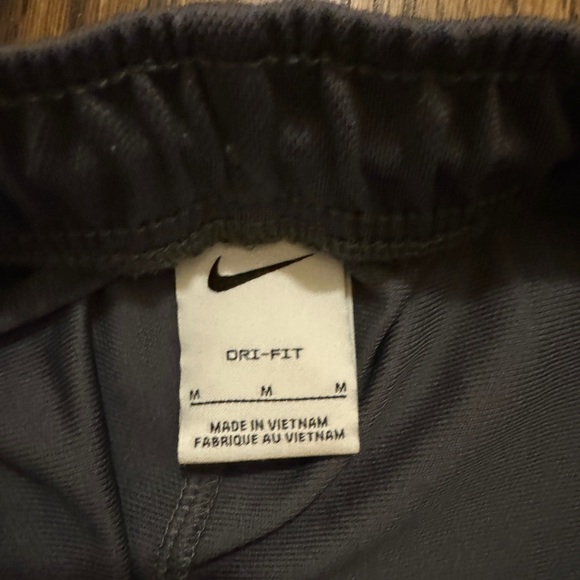 Nike Dri Fit Athletic Shorts - Picture 3 of 3